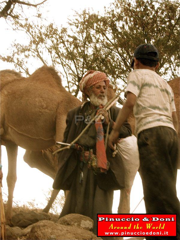 Yemen - From Sana'a to Taiz - 08.jpg